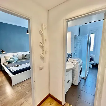 Cozy Apartment 3 Km Away From Duomo-2